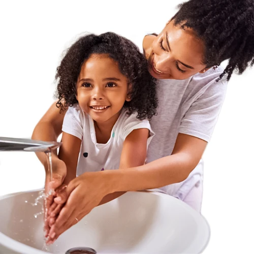 شستن دست ها از راه های پیشگیری برونشیولیت