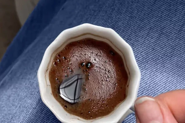 مصرف یک فنجان قهوه در روز سبب کاهش ۳۹ درصدی عود فیبریلاسیون دهلیزی می‌شود