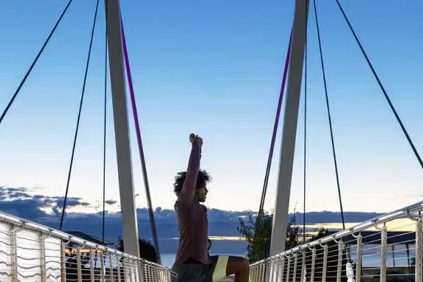 شب زنده‌داری یا سحرخیزی می‌تواند بر کاهش وزن و قدرت عضلانی تأثیر بگذارد