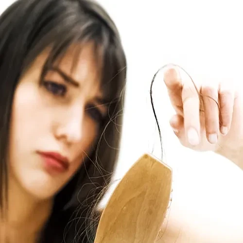 ریزش مو از علائم لنفوم سلول های تی پوستی