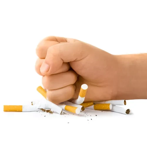 استعمال دخانیات از عوامل سرطان لب